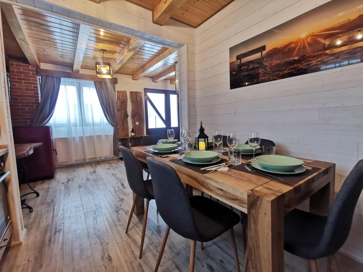 Bear'S Lair Chalet Porumbacu de Sus Eksteriør billede