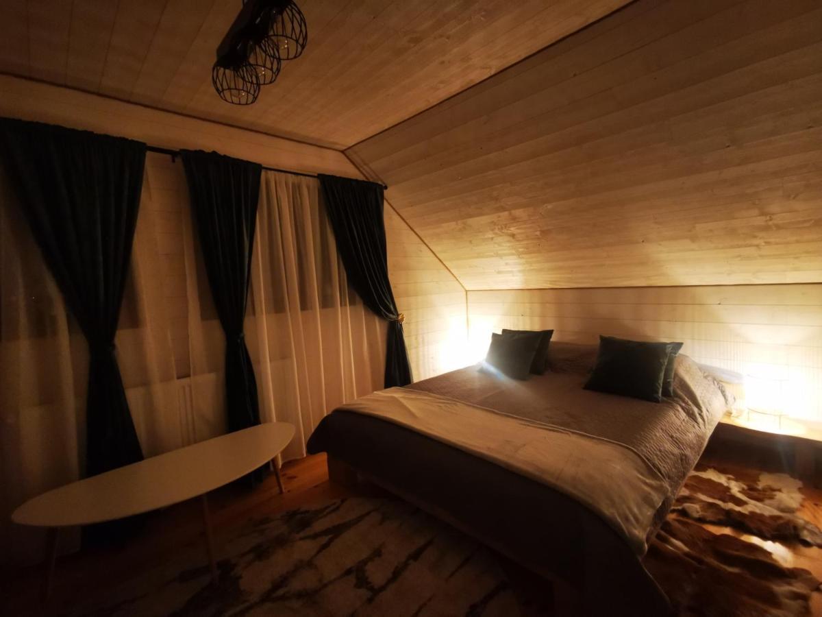Bear'S Lair Chalet Porumbacu de Sus Eksteriør billede