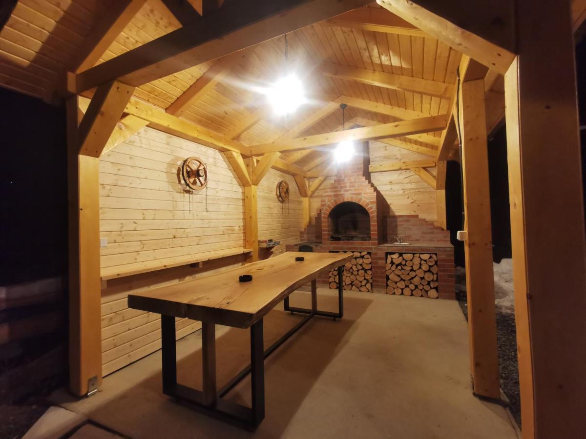Bear'S Lair Chalet Porumbacu de Sus Eksteriør billede