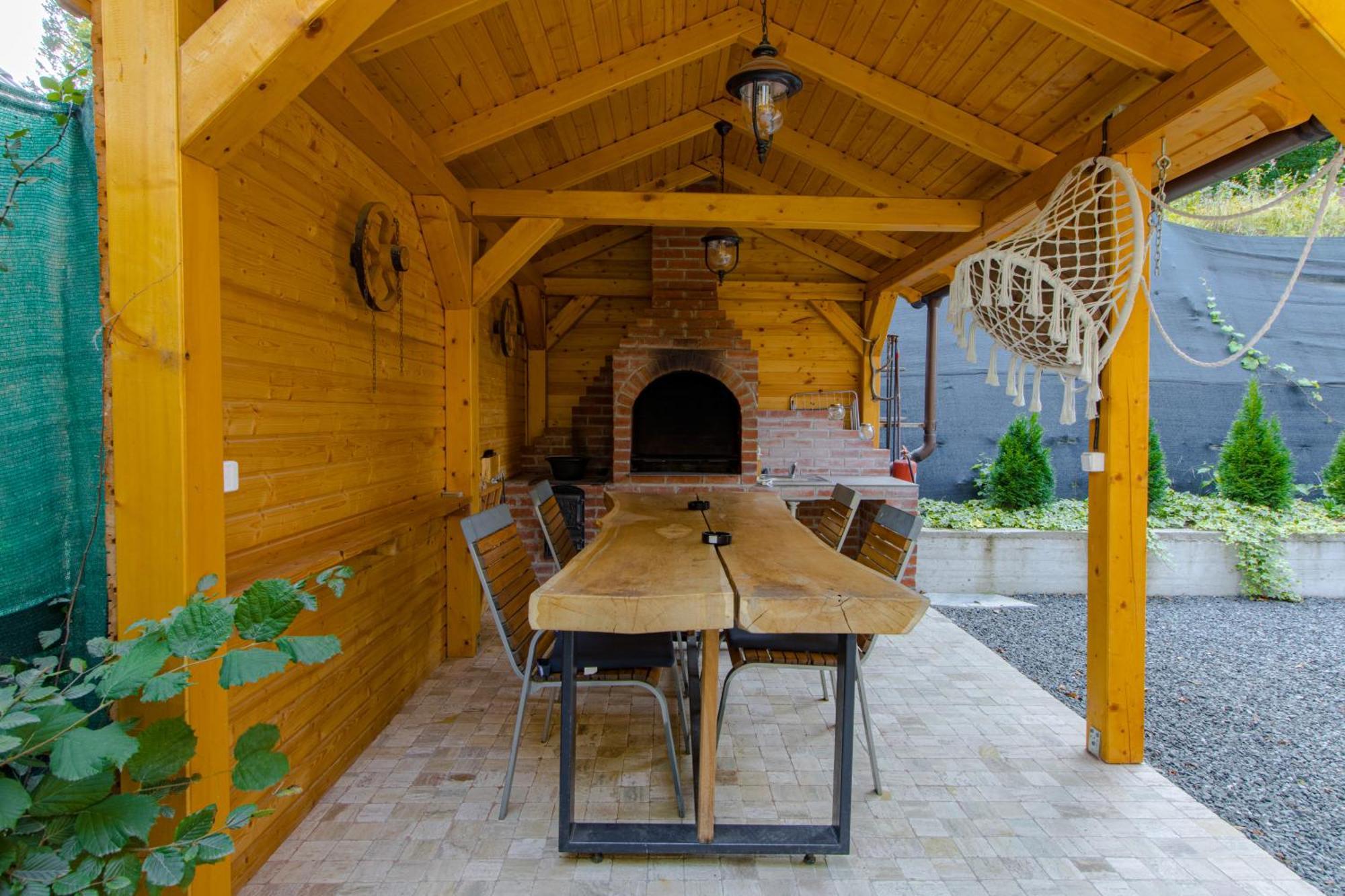 Bear'S Lair Chalet Porumbacu de Sus Eksteriør billede